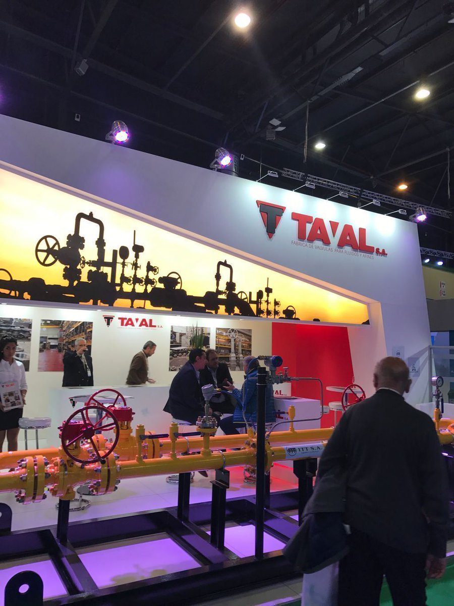 RevPetroquimica's tweet photo. Revista Petroquimica presente en la 3er jornada de #AOG2017 https://t.co/j9pW9OeGj1