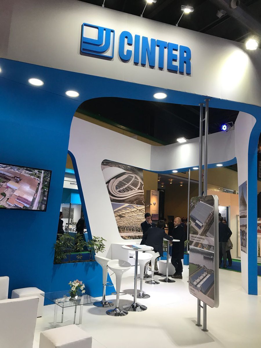 RevPetroquimica's tweet photo. Revista Petroquimica presente en la 3er jornada de #AOG2017 https://t.co/j9pW9OeGj1