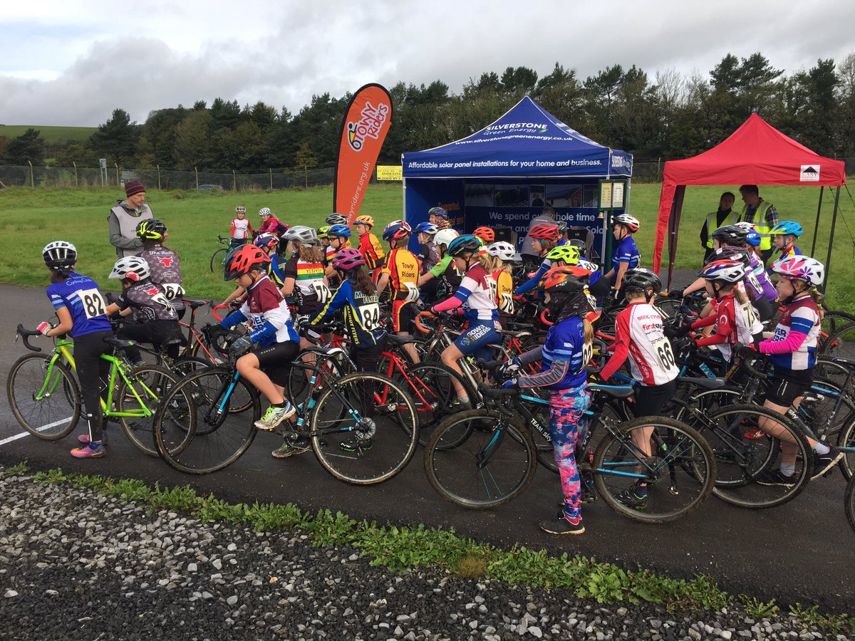 GowerRiders's tweet photo. U10s ready on the @TowyRider cx start line! #GoGower #GowerRiders 💪 https://t.co/D7A5oYl6aG