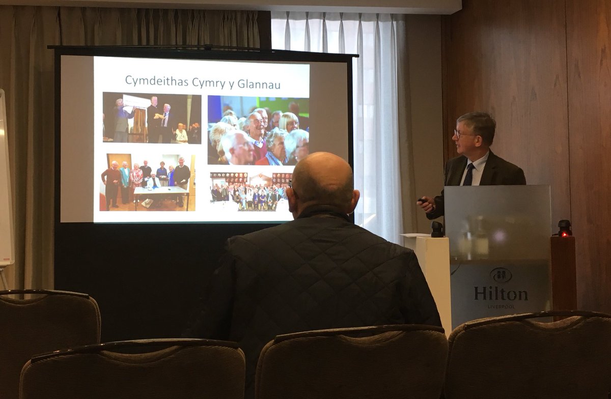 Ail sgwrs y bore gan <a href="/Bethel_Lerpwl/">John Williams</a> sy’n trafod hanes meddygaeth a deintyddiaeth yn Lerpwl. #dannedd17