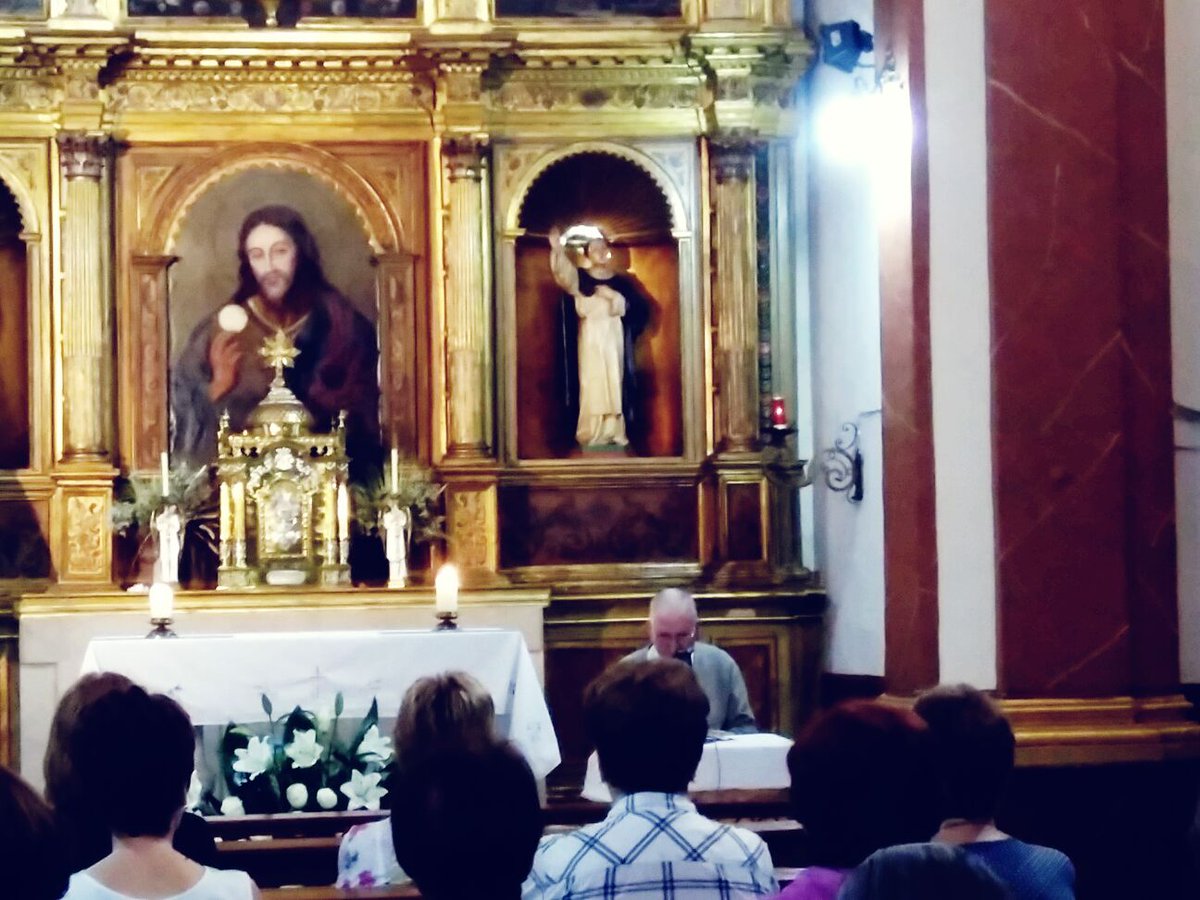 I Conferencia con motivo del Año Jubilar, en la Capilla de la Comunión de Aspe, a cargo de D. Manuel Abad.
#Aspe
#Sextocentenario