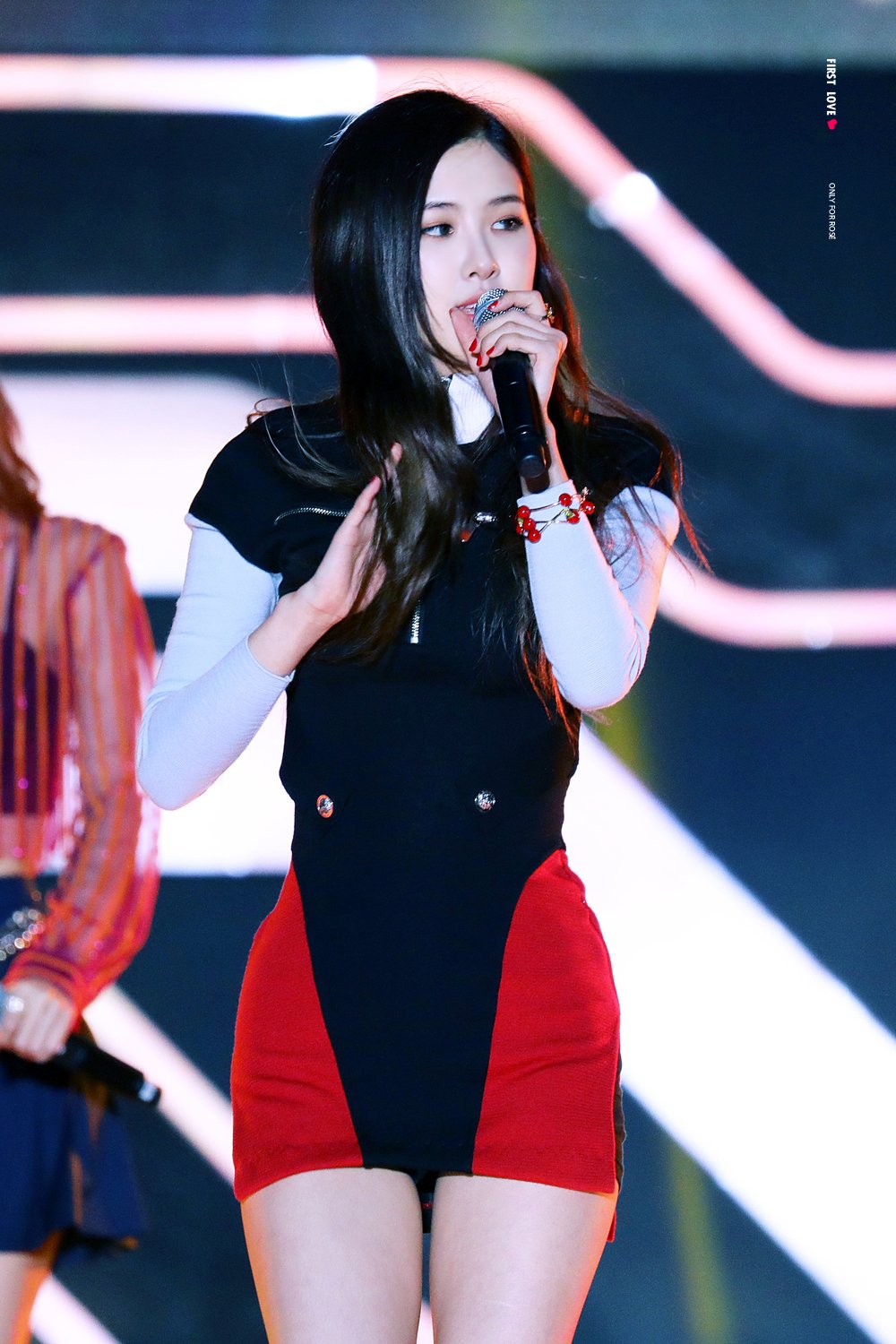 DLhw1hEUQAIXIRi.jpg:orig