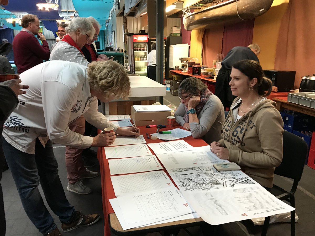 deHJC's tweet image. We zijn los! Het jubileumfestival is in volle gang. Overal leuke activiteiten.