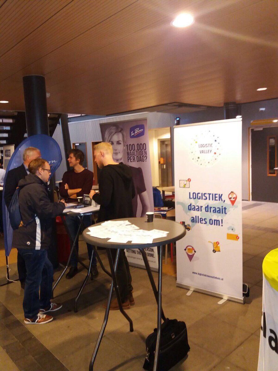 Loginnovatie's tweet photo. Achterhoekse Nieuw Werkdag een succes. Veel positieve reacties en nieuwe ideeën voor werken in de logistiek. https://t.co/jEvp0lrU8Q