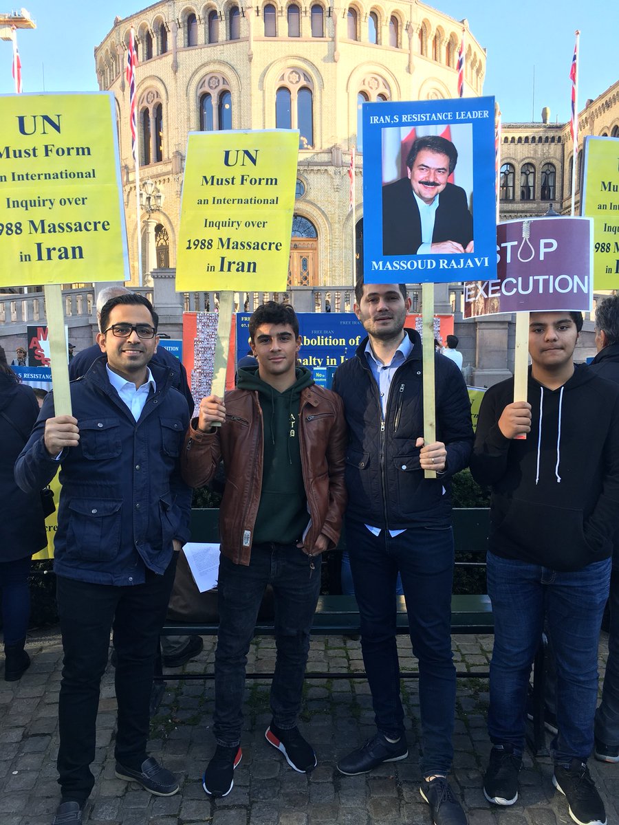 IranAlhurra's tweet photo. تجمع الجالية الإيرانية  أمام البرلمان النرويجي تضامنا مع اليوم العالمي لمناهضة عقوبة الإعدام  #JCPOA #Irandeal #Nuclear
  #Iran #FreeIran https://t.co/gqWSv2kCn5