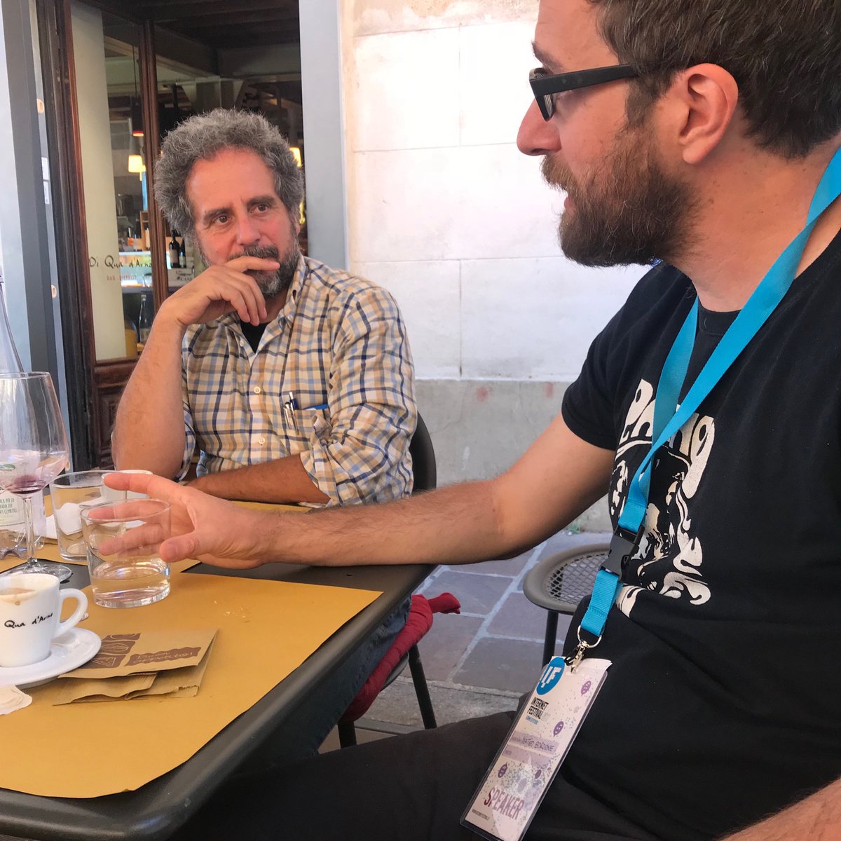 lucasofri's tweet photo. L’esimio @matteobordone con il professor Marco Bignardi a @Internetfest #IF17 https://t.co/Nr4HtE2YVR