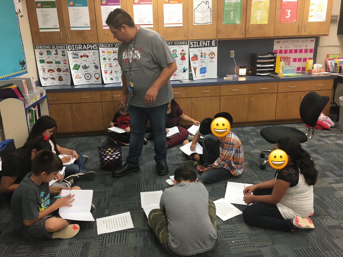 SamHoustonEP's tweet photo. 4th Grade Math Power Hour: Fear Factor Edition! #eaglepride @banda_sv https://t.co/RnSCBkoUdS