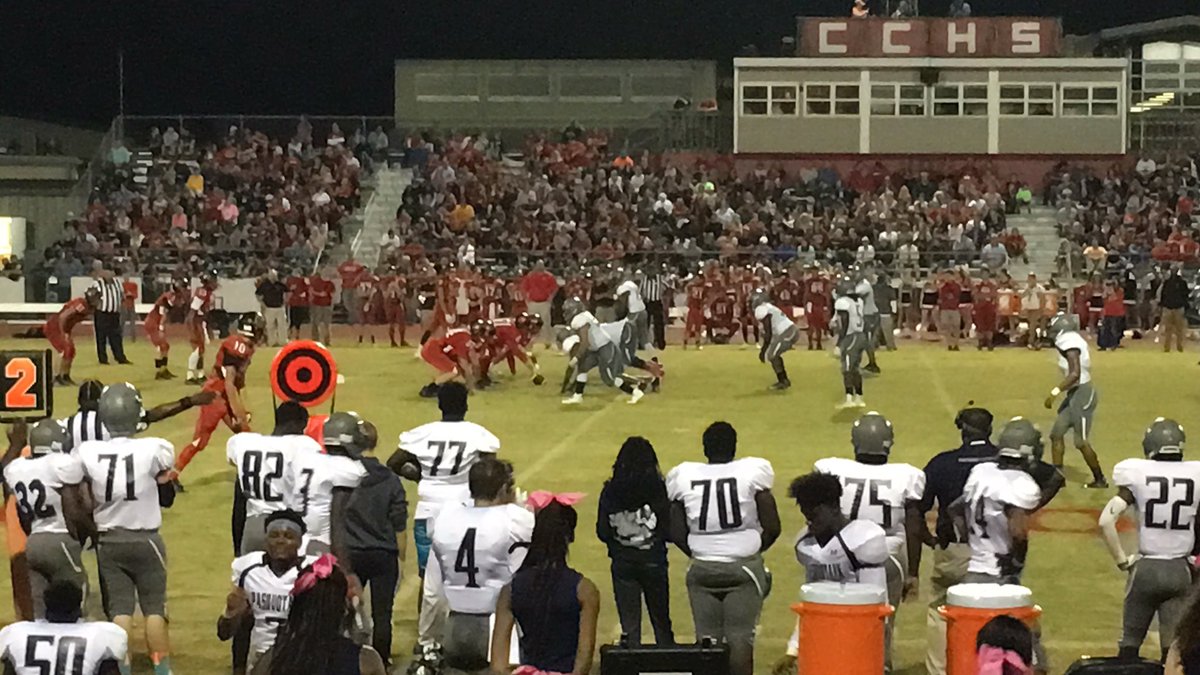 crystalgarron's tweet photo. Shots from the Pasquotank side last night; 06 October 2017 Pasquotank v. Currituck. #NENCsports #FridayNightLights #PantherPride #PTank https://t.co/cTXIOTXSIA
