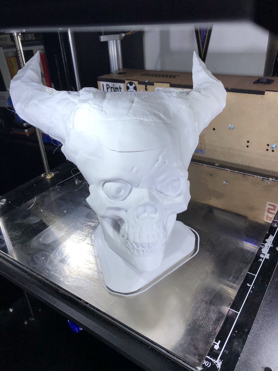 MCHRISP1's tweet photo. The #HellSkull is complete! Rather scary! A few imperfections, but overall a good print! #3DPrinting #Halloween https://t.co/FYrlrgXwKI
