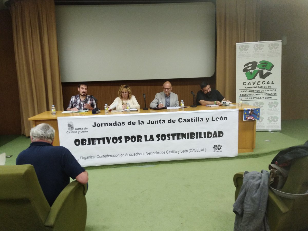 vecinalvall's tweet photo. Mesa redonda #cavecalsostenible con representantes de la junta diputación y ong @cavecal_ https://t.co/24KnMoQT2H