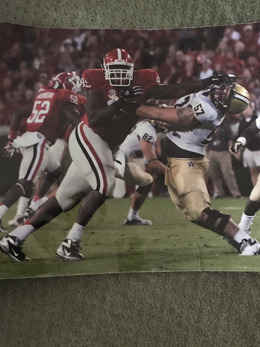 klgeathers's tweet photo. Go Dawgs!!! #BeatVandy https://t.co/GaEAAeaqCy