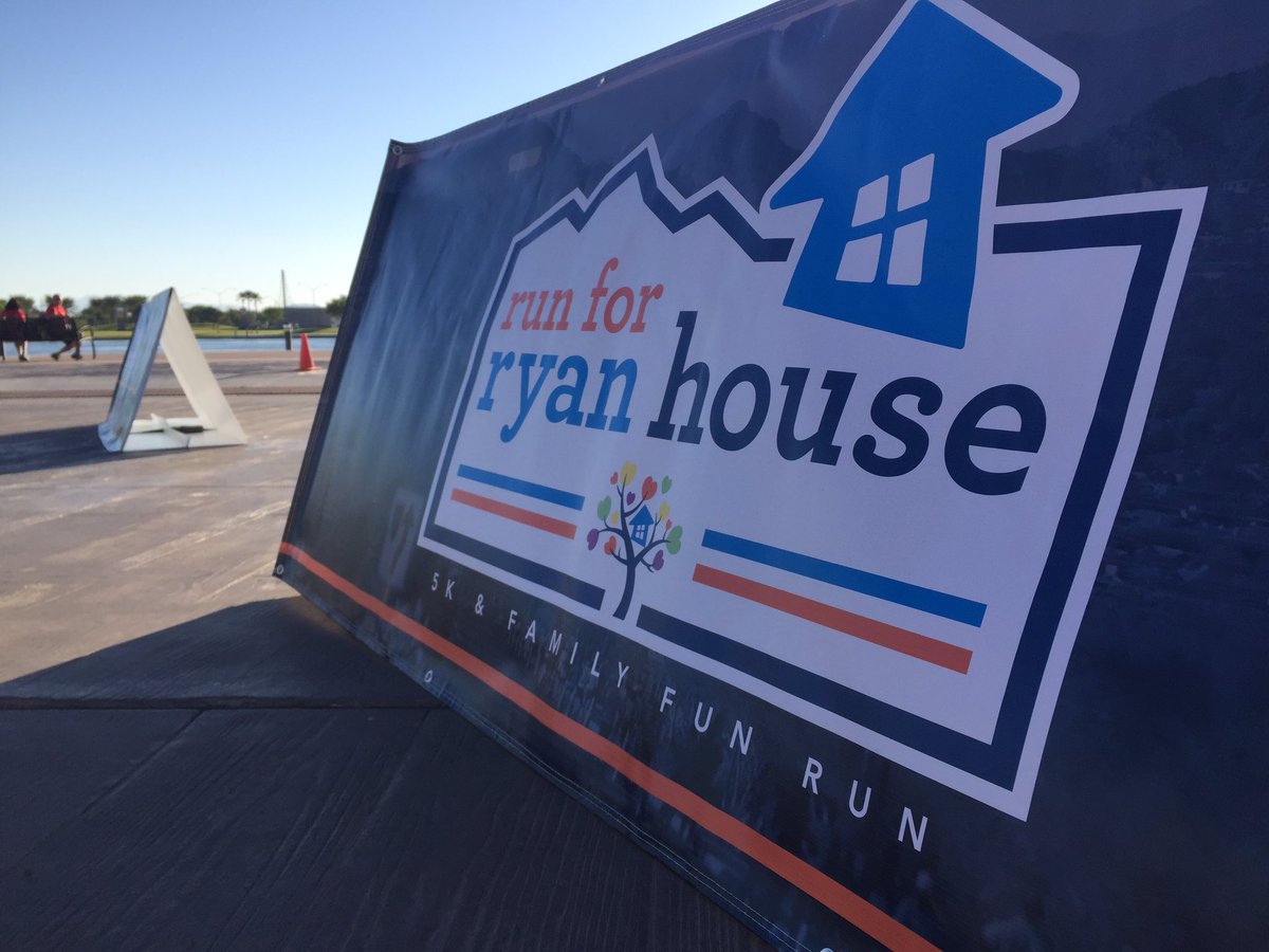 mrobisonfox10's tweet photo. 13th annual #RunForRyanHouse happening at Mesa Riverview Park. 13yo Ryan Cottor, Ryan House namesake, started today's event. #Fox10Phoenix https://t.co/MHGnrG6G8c