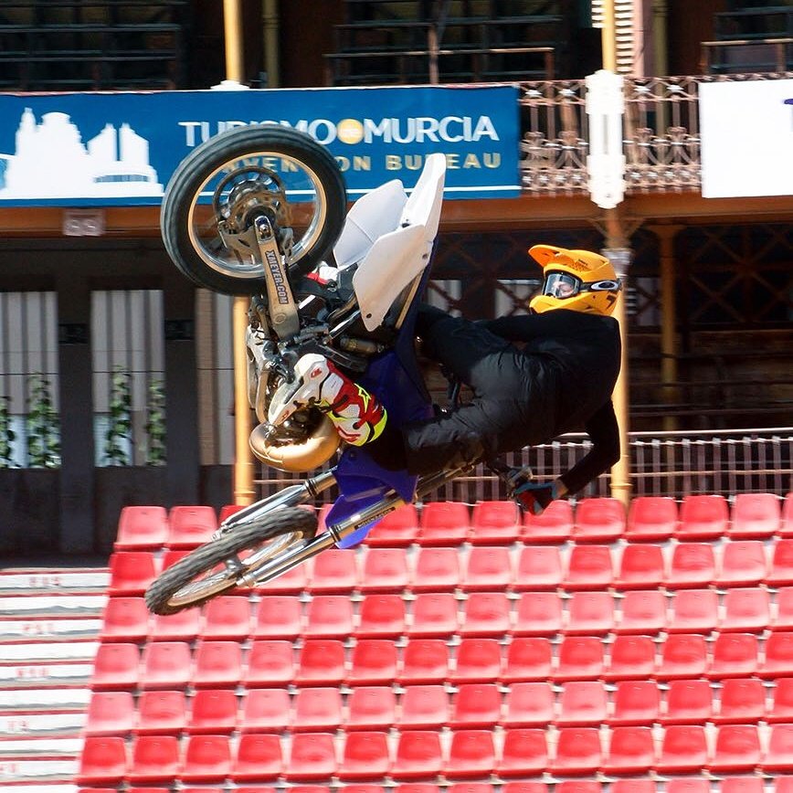 XChristianMeyer's tweet photo. Después de tres meses de intensa recuperación, ya estamos en #Murcia para el espectáculo de #FMX de esta noche. ¡Te espero! #XMeyer https://t.co/8Z2YiiA7nW