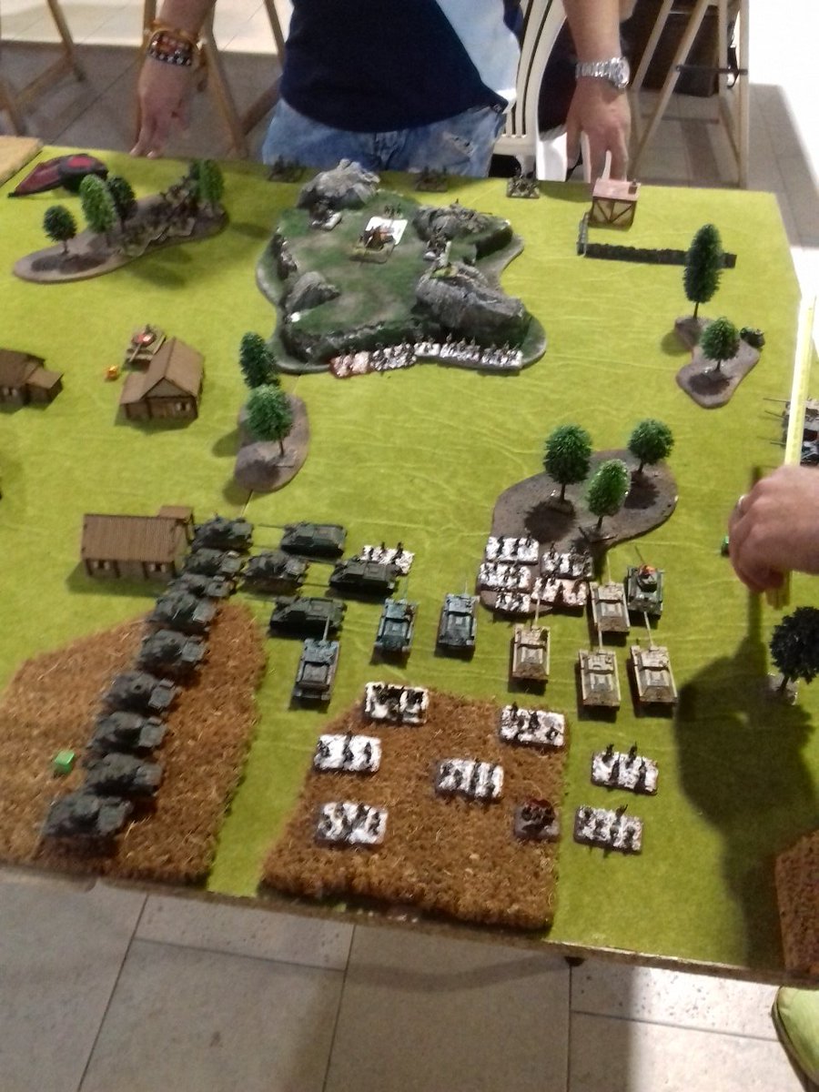 PanzerHammer tweet media