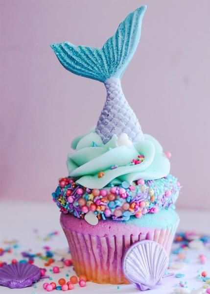 _123bonbon_'s tweet photo. Un #cupacake en mode #sirène . Ca vous tenterait ? 😜 https://t.co/bITrYhQH6K