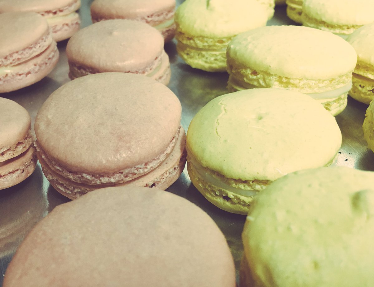 aparkviewhotel's tweet photo. Macaroons prepared for #afternoontea #wolverhampton #aparkview #babyshower #afternoontea #hamiltonsrestaurant https://t.co/HtVdCVWple