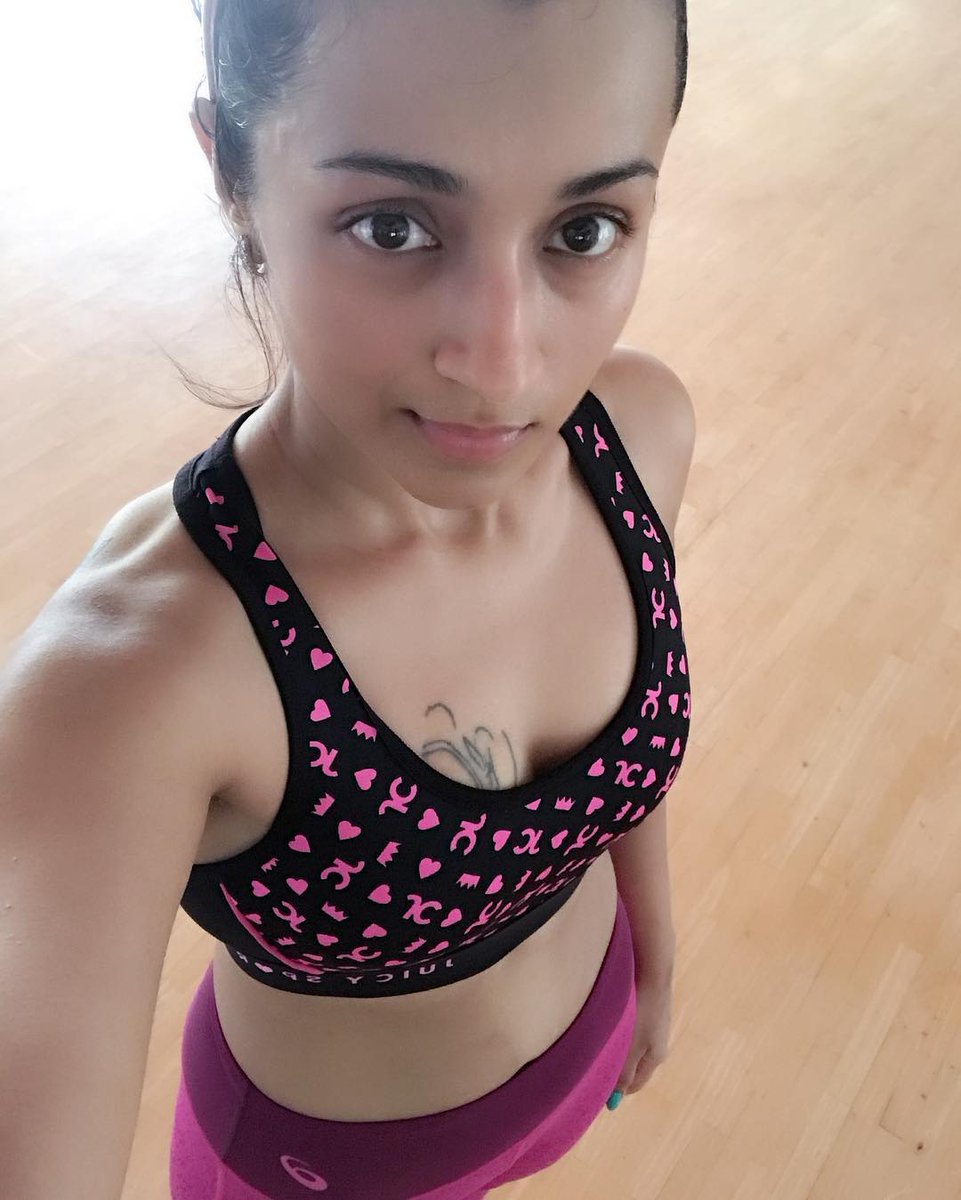 த்ரிஷாவின் ஃபிட்னஸ் கோல்! #Aerobics #fitnessmotivation #FitnessGirl #stunning @trishtrashers