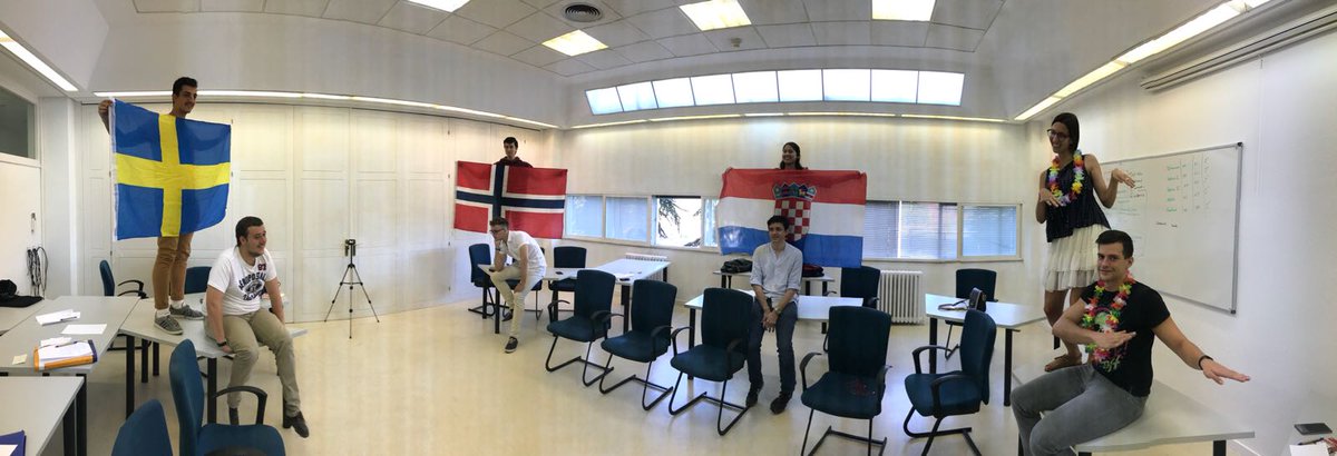 debatecaminos's tweet image. Mañana de sábado practicando un poco! ¿Pueden grabarte sin tu consentimiento?🎥 y defensas improvisadas de países🚩#FDC1718 #engineeringdebate