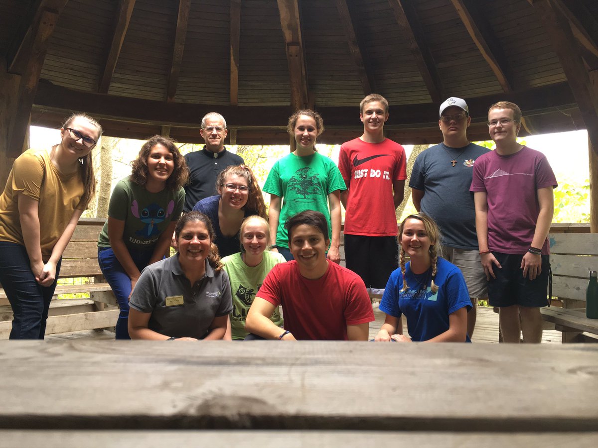 SSS_Marian's tweet photo. Yesterday's STARR day in the EcoLab was fantastic 👌💪🌳 Thanks to everyone who came down to help remove invasive honeysuckle! https://t.co/Xxl42tGpzM