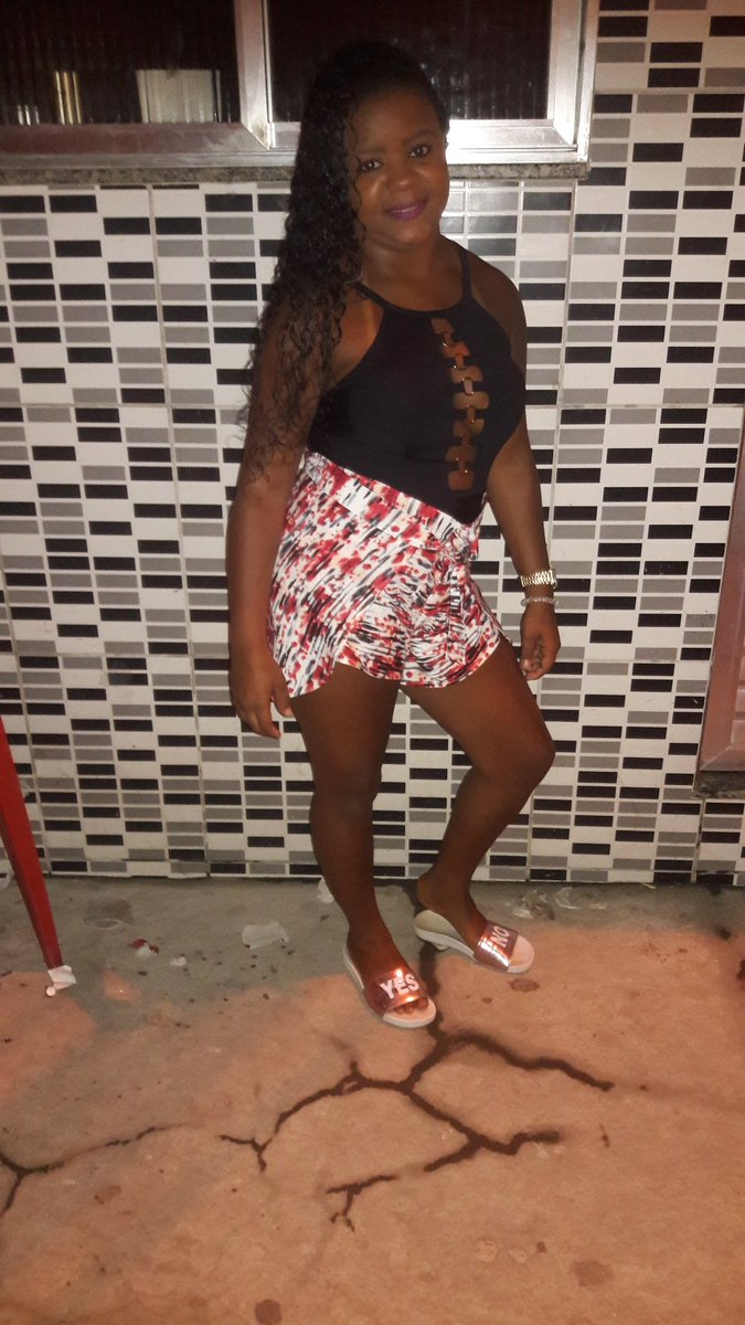 JessikaCaastro's tweet photo. #AltasHoras , #Deu #Booum . ..
#Acooordei 👌😘❤ https://t.co/y9u5g4Qyxe