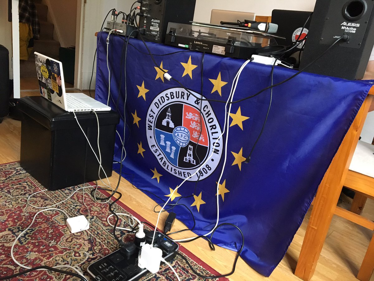 Repping <a href="/WD_CFC/">West Didsbury & Chorlton</a> in ROUNDTABLE II today ahead of the HUGE non-league dog day 🐕