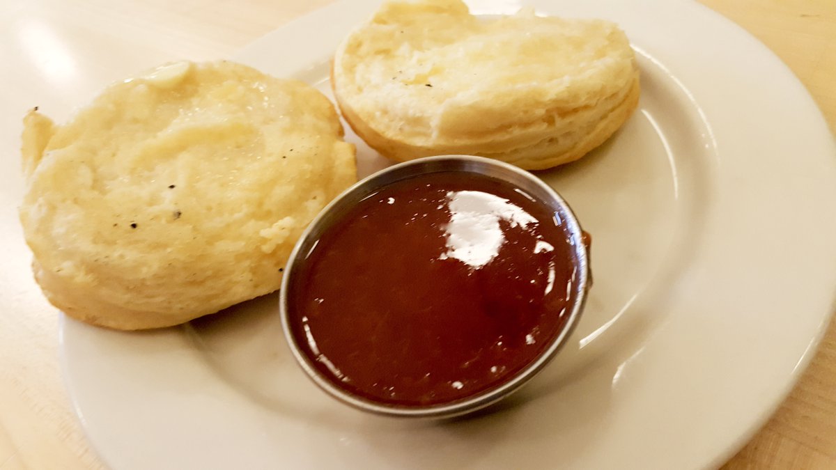 thetomatohead's tweet photo. There's a #BrewersJam in town &amp; we have #biscuits &amp; jam.  Coincidence?  I think not. https://t.co/9f6L3BBxAp