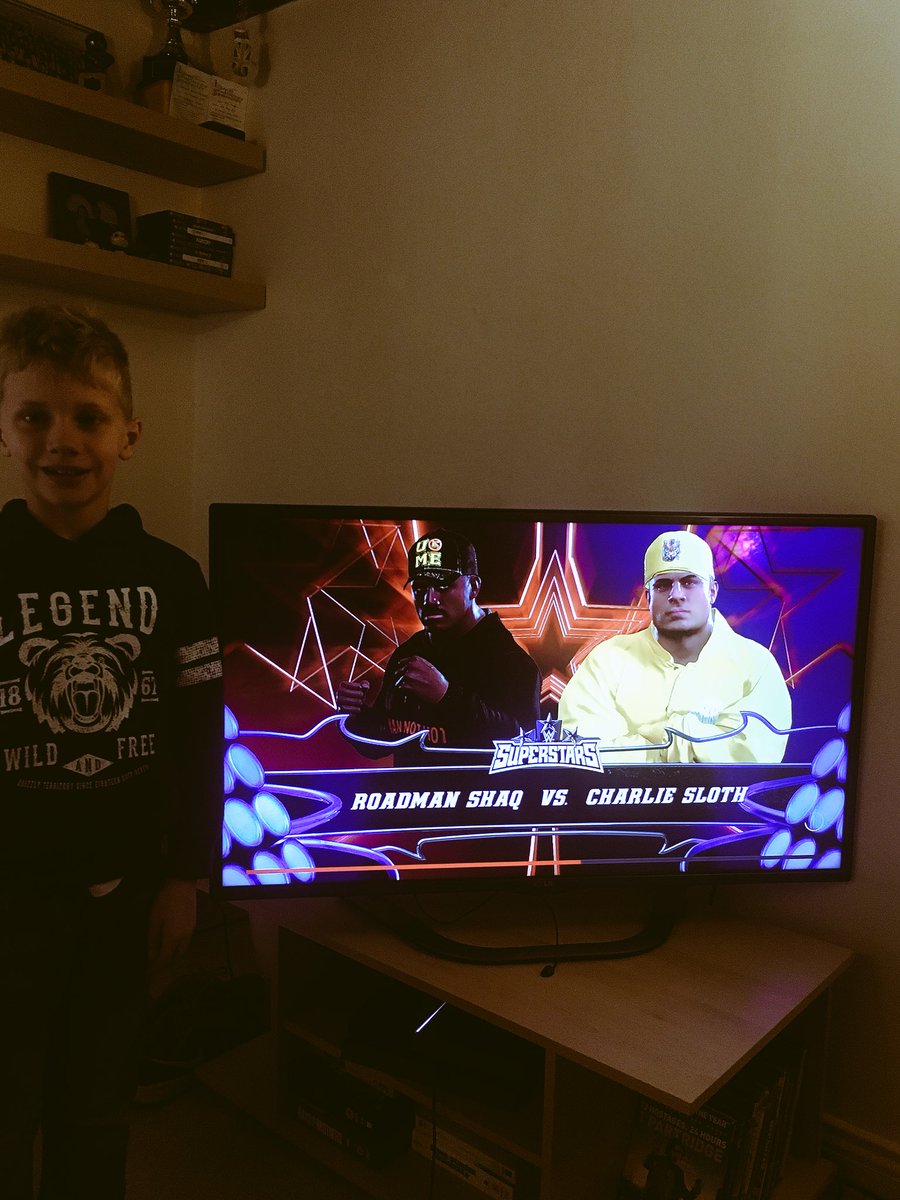 mattyfowler92's tweet image. Battle time @CharlieSloth #mannothot 🔥