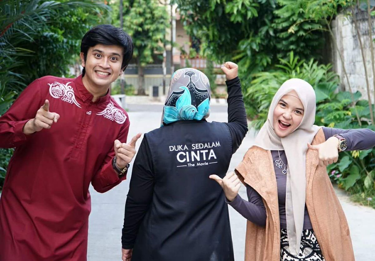 helvy's tweet photo. Sebab di atas semua duka, ada cinta yang harus diperjuangkan! @dscthemovie #DukaSedalamCinta #Kmgp2 #19Oktober di bioskop! @asmanadia https://t.co/caAmvTQ9zS