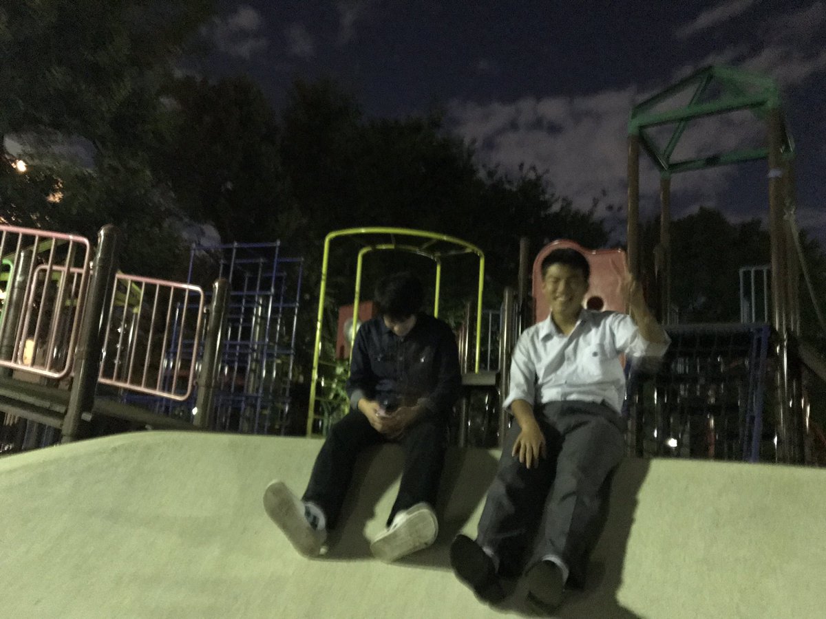 yuki_h___'s tweet photo. この2人をどうにかして金髪・銀髪に導いてみせたいと思ってます https://t.co/DtqQ1YyguX