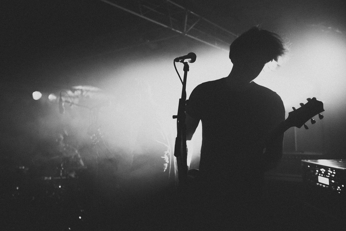 Vielen, vielen Dank München. Es war wieder wunderschön bei euch ❤️. 
Heute Abend Wien. 
📸 <a href="/CAPADOL/">capadol (dis nur noch mein priv moodboard acc)</a> 
#8kids #vanholzen #tour #wien