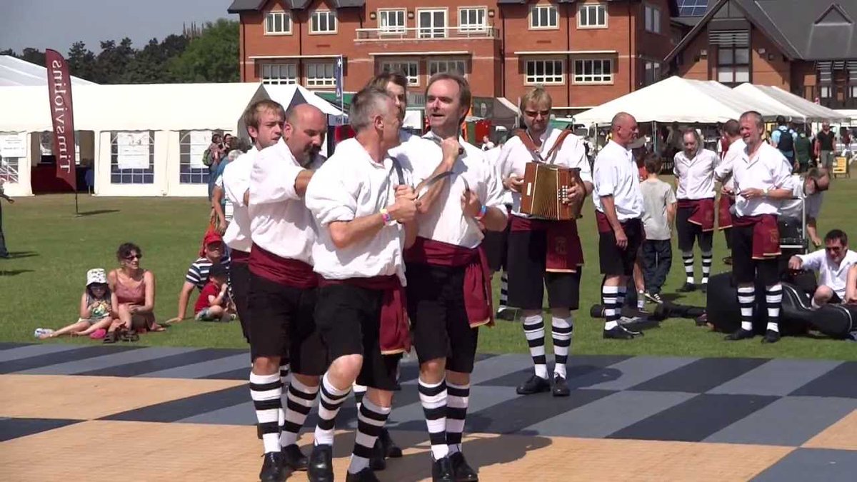 DerbyCQ's tweet photo. Last chance to catch @StoMo90 today as part of @DerbyFolk - Sadlergate from 1.45pm #folkdancing #sworddancing #folkfestival #folkmusic https://t.co/Oden3AT9ng