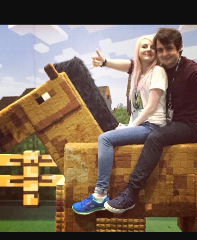 Happy Birthday Lizzie! You are the best youtuber ever! I hope u a great birthday! Luv yea! 