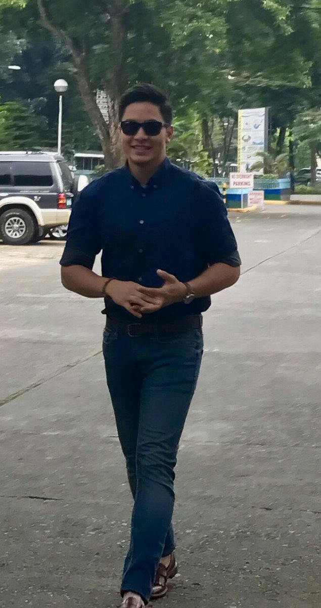 etchel1429's tweet photo. Eto.. Ayan, ganyan.. This is how The AldenRichards should be styled 👏👏👏
Good job getting a new stylist

#ALDUBEdukCircleAwardees https://t.co/mJqOviN2wu