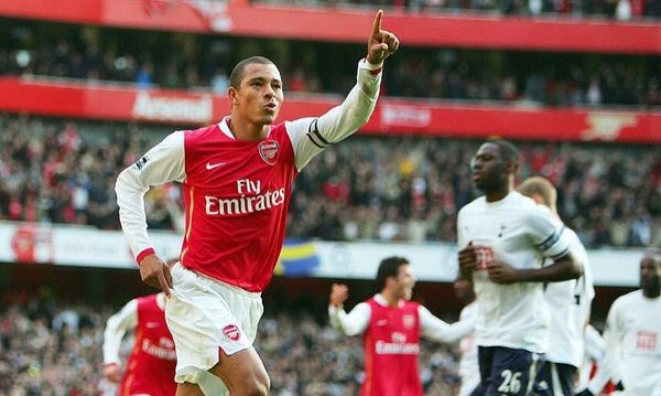 Happy Birthday to Arsenal legend & Invincible Gilberto Silva, who turns 41 today! 