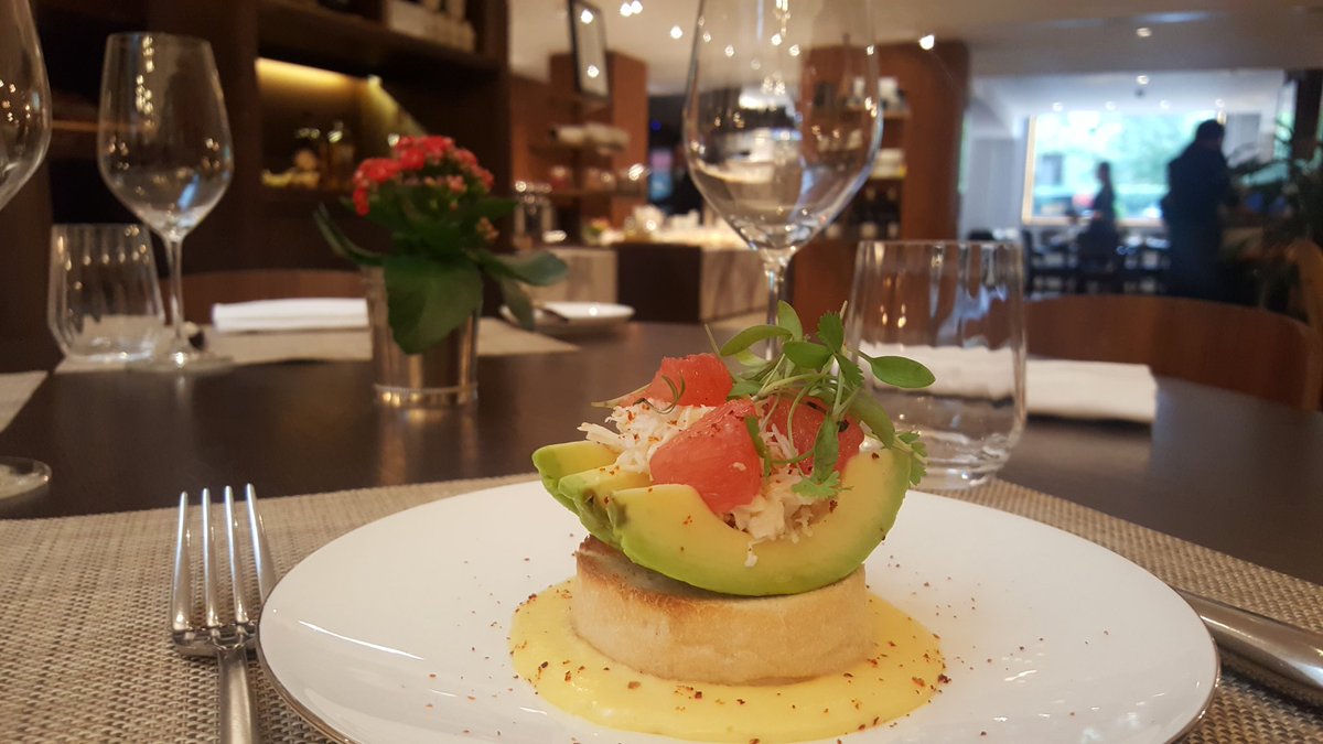 From our #bottomlesspudding we're delighted to present our <a href="/portlandfish/">Mike Fish</a> crab, avocado &amp; ruby grapefruit <a href="/Galvin_brothers/">Galvin Restaurants</a> <a href="/GalvinAthenaeum/">GalvinAtTheAthenaeum</a>