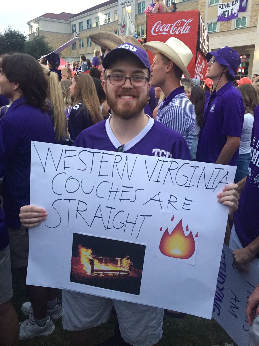 Mattamorphosis's tweet photo. @FrogsOWar #FOWGamedaySign https://t.co/FLydowDiQh