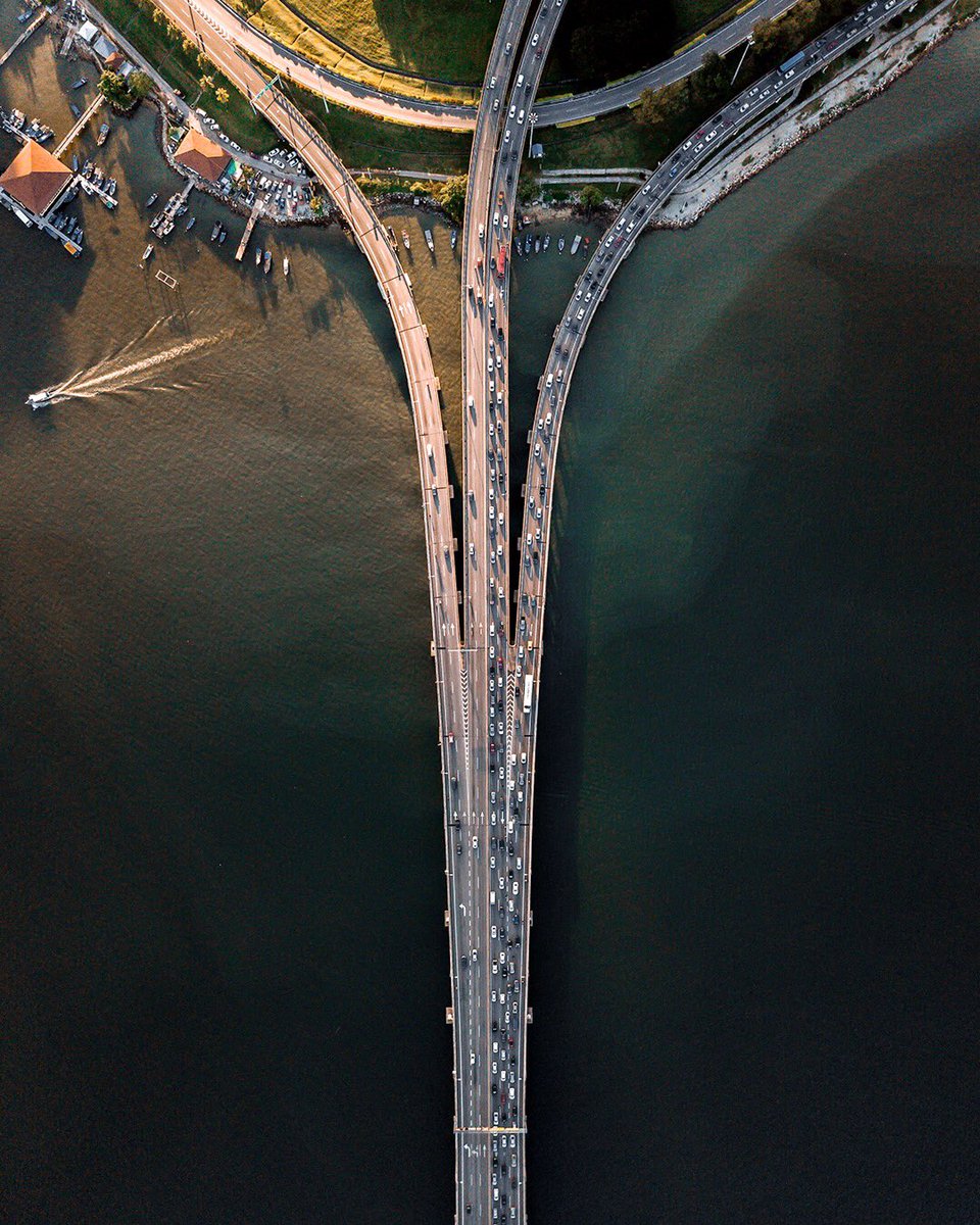 khairulazmas's tweet photo. Some of my favourite drone shots I took in Penang, Malaysia 🇲🇾 https://t.co/u5JVTfUnbv