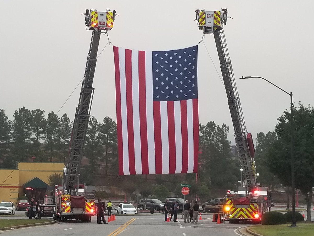 DeKalbCountyPD's tweet photo. #dekalbcountypd #OfficersDown5k https://t.co/63ppYASlqJ