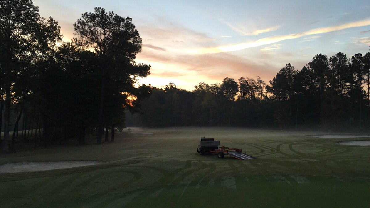 Crowley91Tim's tweet image. Going to be a great day for golf. #golfaugustine #fallgolf