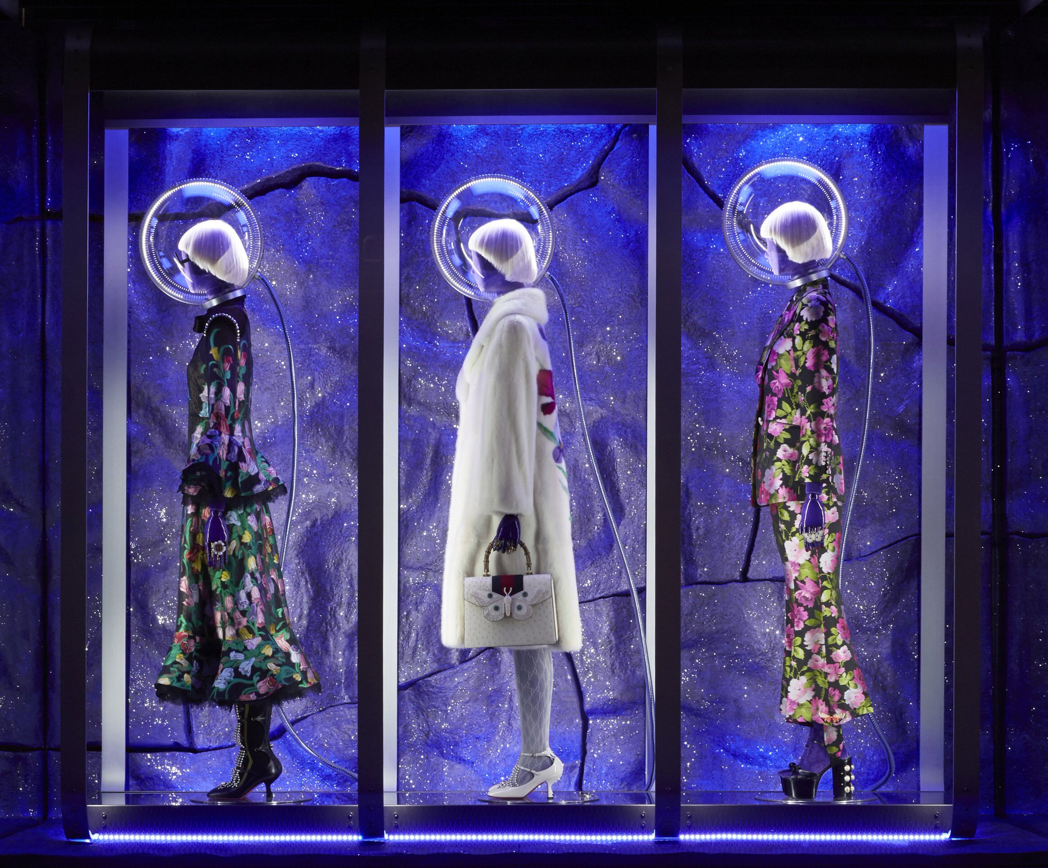 gucci X પર: Inspired by retro science fiction, the set design for the show  space and the campaign: new window displays for the #GucciFW17 collection.   / X