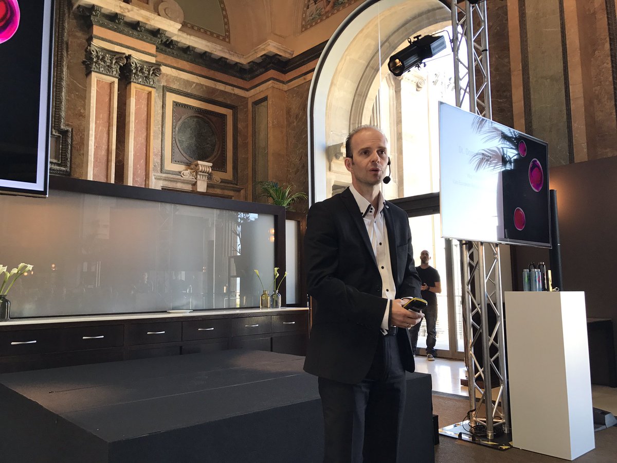 Empieza el #globalzoom de <a href="/Goldwell/">GOLDWELL</a> @goldwell en #barcelona!