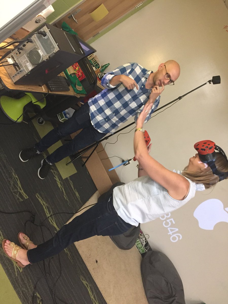 mshand1's tweet image. Huge thank you to @CS_UVA for reaching out to our @agnorhurtk5 community! #VirtualReality #CivilWarGame #learningthroughgaming