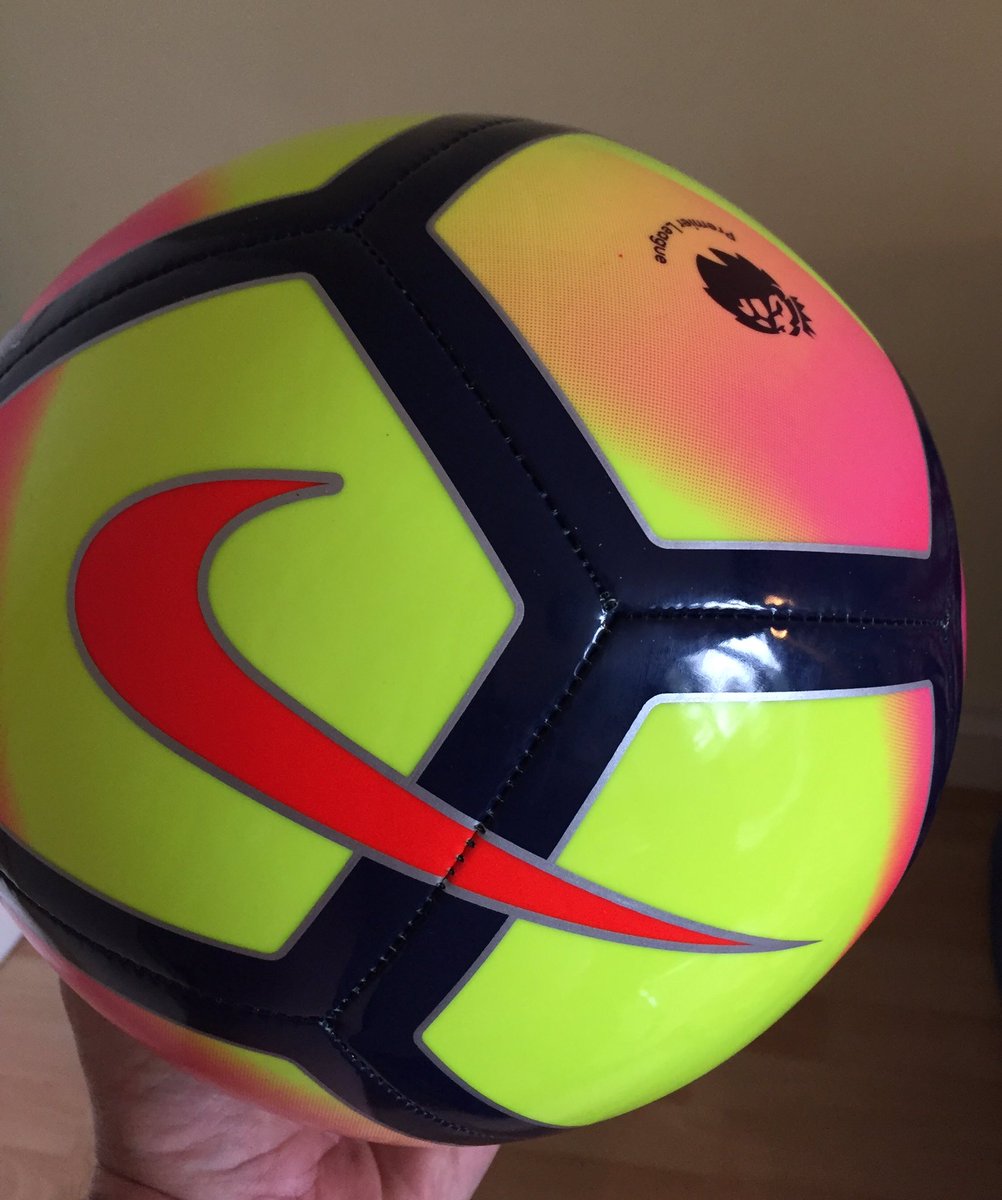 KenPerry47's tweet photo. Smaller daughter taken up football at High School. Footballs have changed. Who remembers heading a wet "Casey"? #footypractice https://t.co/v97YXA4fgQ