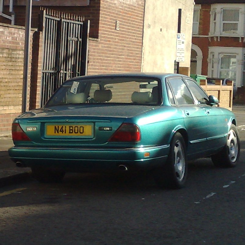 London_Paolo's tweet photo. The #Volvo360 is a very rare GLE SE, with leather &amp; A/C (but no PAS!). Owner is 91, owned it from new. https://t.co/6Ju3iIGk1a