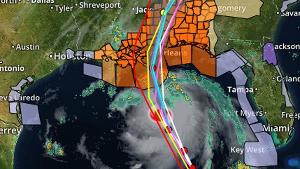 Gulf Coast braces for fast-approaching #HurricaneNate bit.ly/2xZSjmD?utm_me… https://t.co/rVEn9dqr81