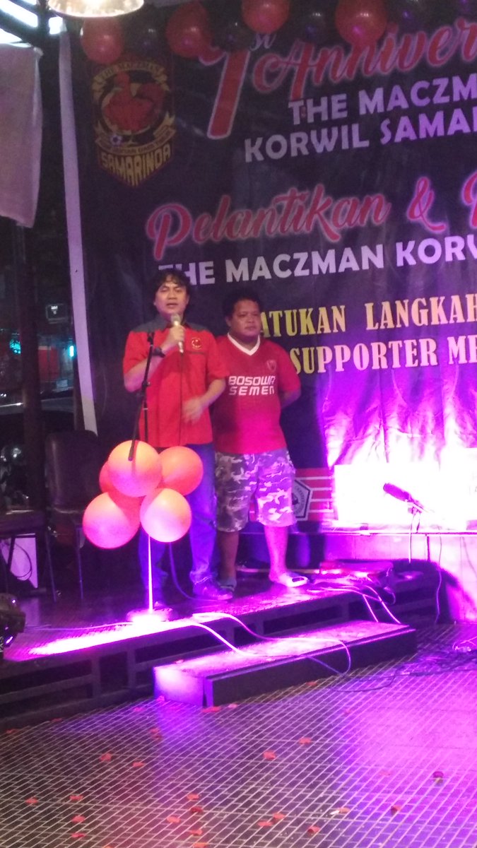 MaczMan_KalTim's tweet photo. Salfok sm ajudanny pak presiden andalang gue😂😂😂 bukan pecinta PSM  Makassar kl ndg kenal,  ada yang tau?! 😎 https://t.co/ljgfzgAjqg