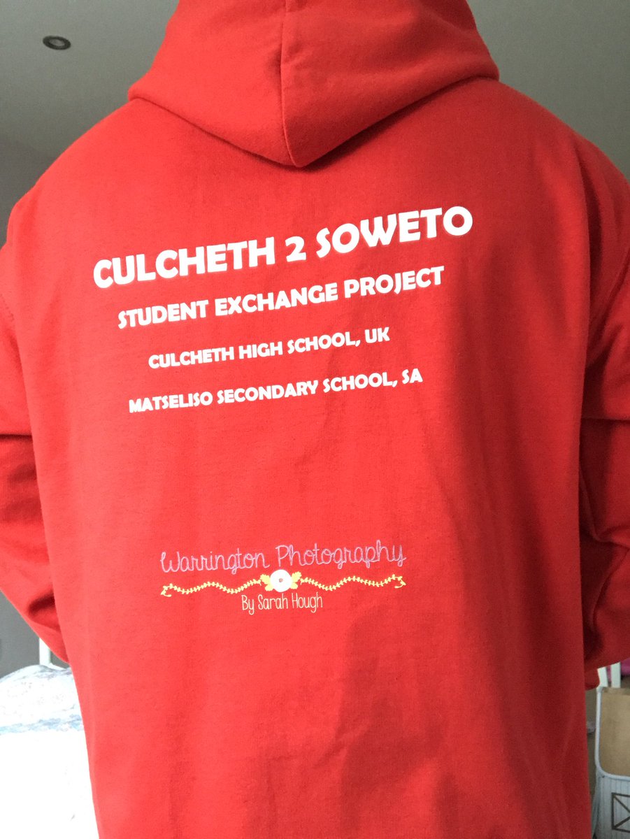 Off to 🇿🇦 tonight all in our hoodies... <a href="/warringtonphoto/">SarahHoughPhoto</a>