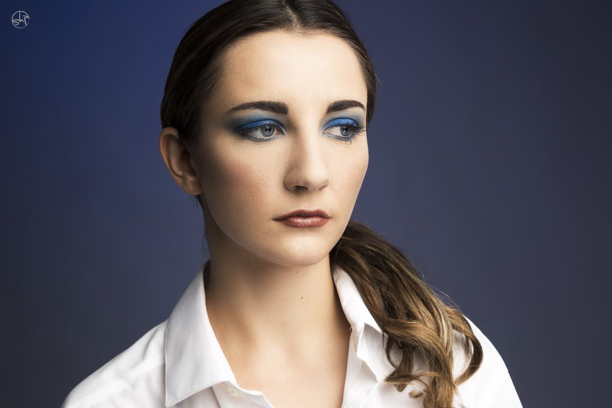 Miami_Sam's tweet image. Portrait of @jadeamberxoxox shot at the new studio at @ArtHood56.