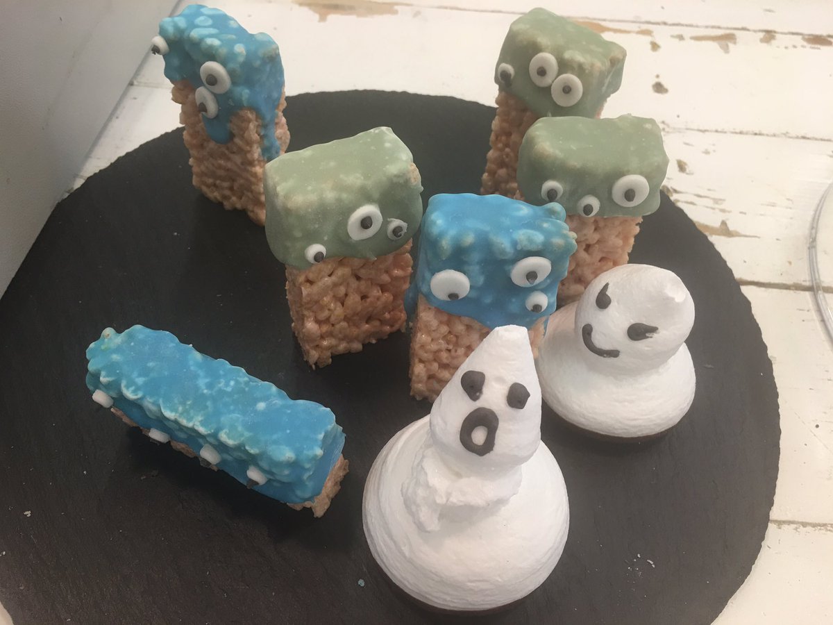 BakeDevizes's tweet photo. Halloween's a happening ! https://t.co/vfuZMAUbRp
