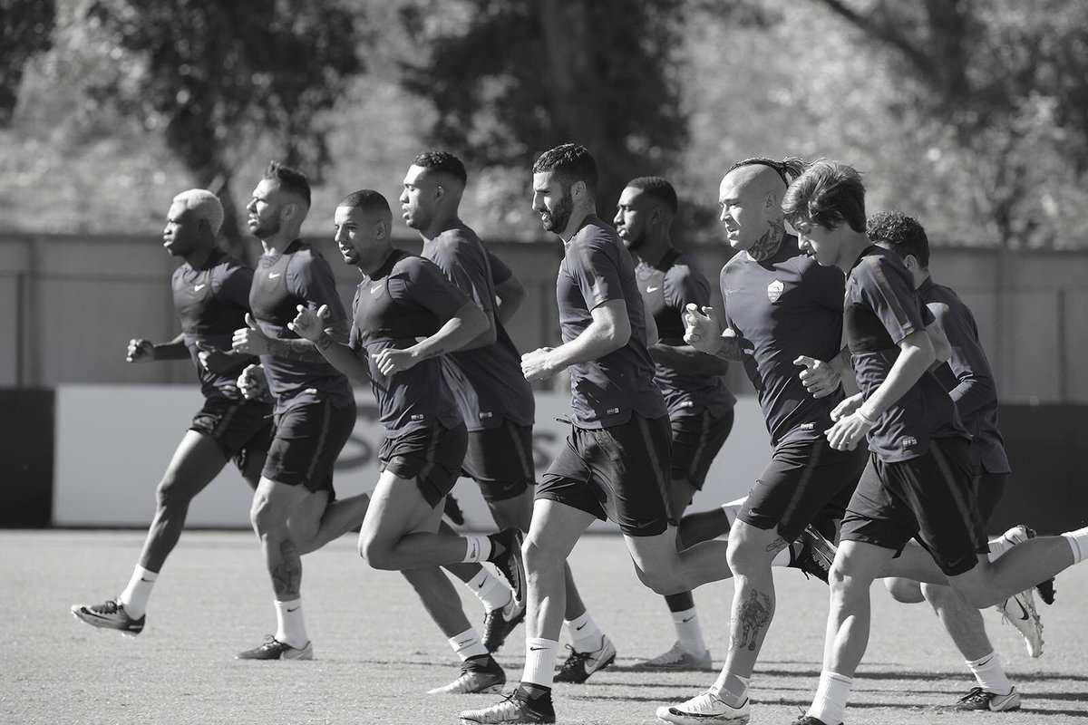 GALERI: Sesi latihan Sabtu di Trigoria

📸 asroma.com/id/news/2017/1…